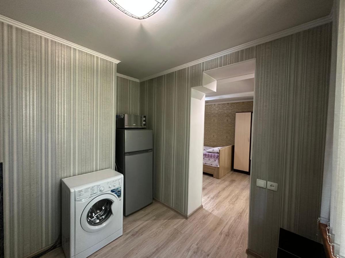 One-Room Apartment Opposite Almaty Airport Turksib Exterior photo